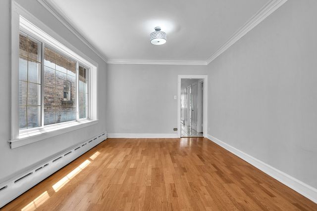 1842 Elmwood Avenue, Berwyn, IL 60402