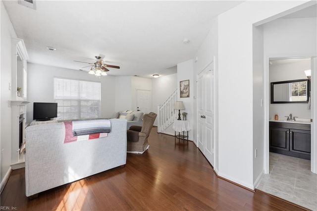 5945 Echingham DR, Virginia Beach, VA 23464