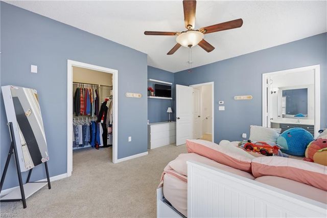 5945 Echingham DR, Virginia Beach, VA 23464