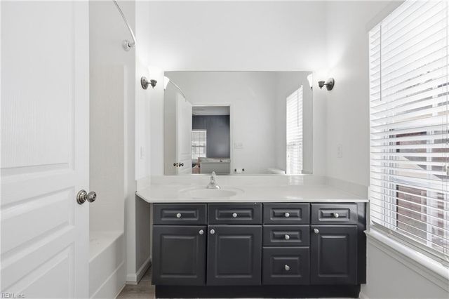 5945 Echingham DR, Virginia Beach, VA 23464