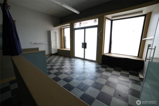10311 Aurora Avenue N, Seattle, WA 98133