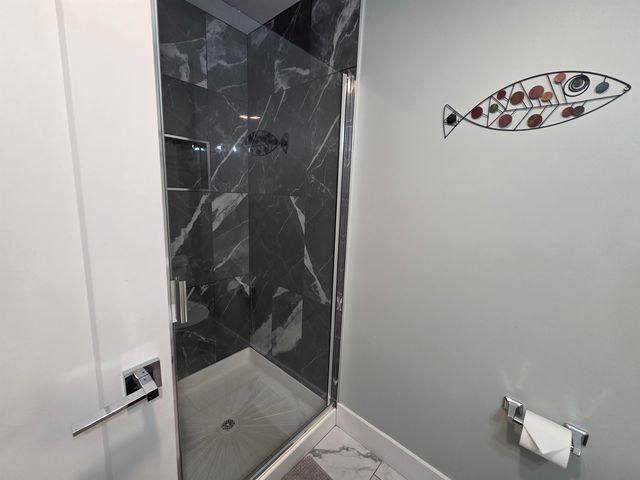 914 E Front Street, Traverse City, MI 49686