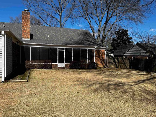 1994 CORBIN RD, Germantown, TN 38139