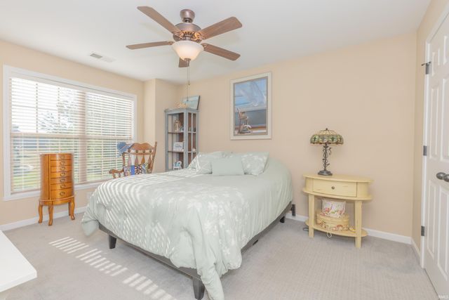 4432 Mystic Creek Drive, Evansville, IN 47715