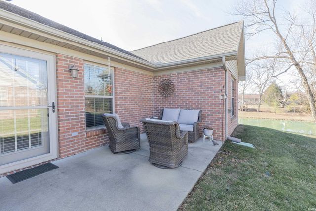 4432 Mystic Creek Drive, Evansville, IN 47715