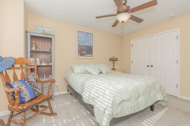 4432 Mystic Creek Drive, Evansville, IN 47715