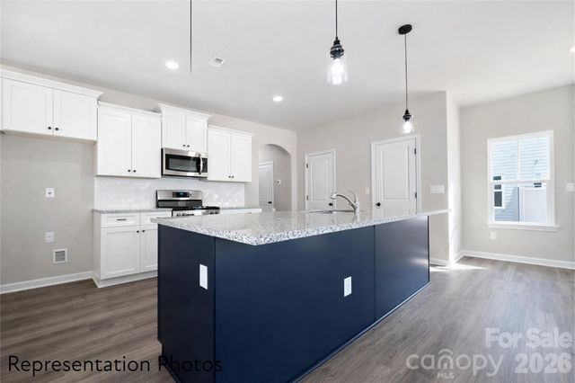 4743 Muskogee Drive, Charlotte, NC 28227
