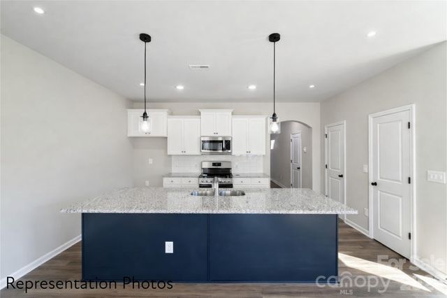 4743 Muskogee Drive, Charlotte, NC 28227