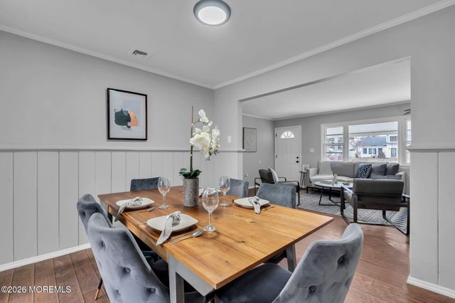 109 Laurel Boulevard, Lanoka Harbor, NJ 08734