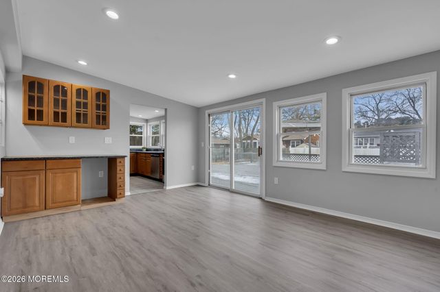 109 Laurel Boulevard, Lanoka Harbor, NJ 08734