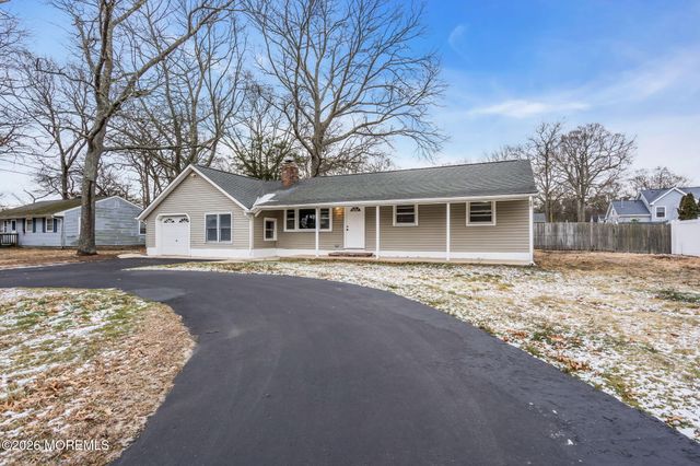 109 Laurel Boulevard, Lanoka Harbor, NJ 08734