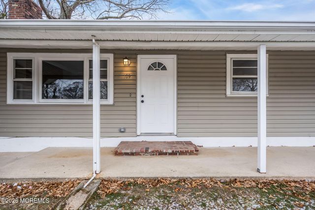 109 Laurel Boulevard, Lanoka Harbor, NJ 08734