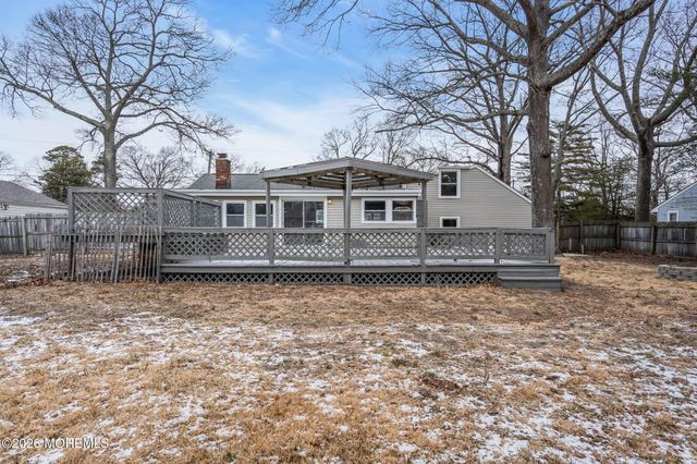 109 Laurel Boulevard, Lanoka Harbor, NJ 08734