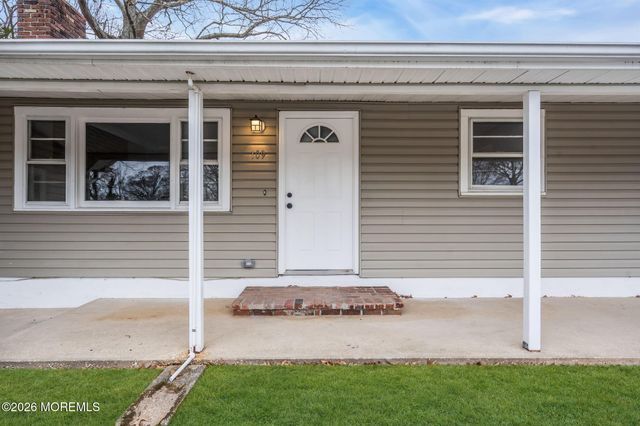 109 Laurel Boulevard, Lanoka Harbor, NJ 08734