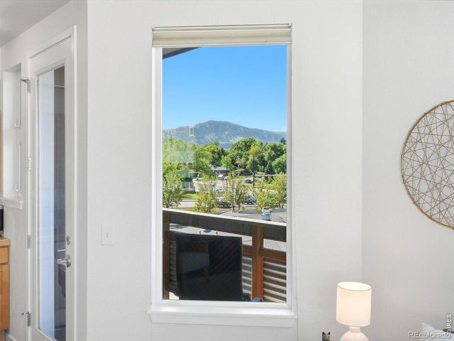 2830 E College Avenue 303, Boulder, CO 80303