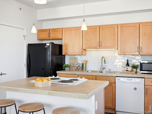 2830 E College Avenue 303, Boulder, CO 80303
