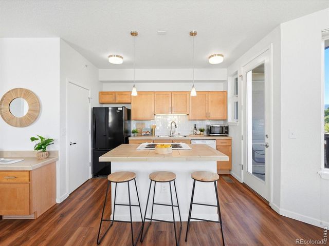 2830 E College Avenue 303, Boulder, CO 80303