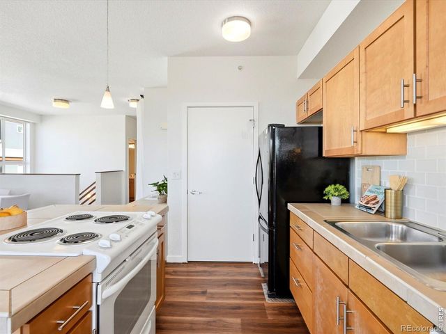 2830 E College Avenue 303, Boulder, CO 80303