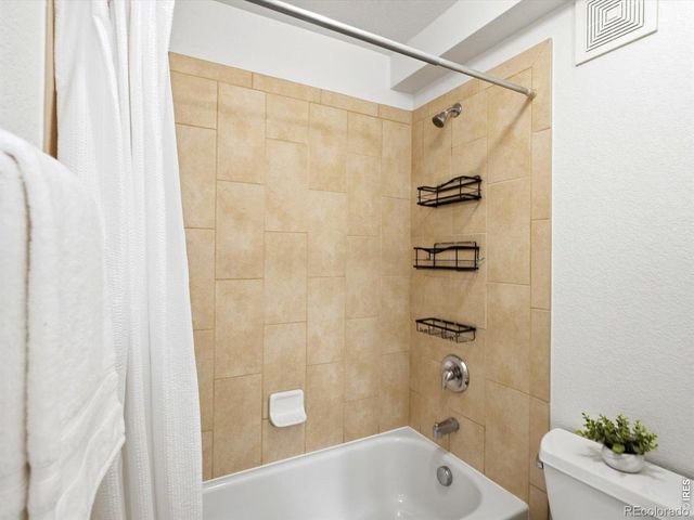2830 E College Avenue 303, Boulder, CO 80303