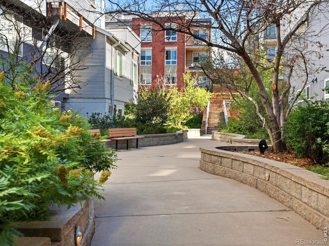 2830 E College Avenue 303, Boulder, CO 80303