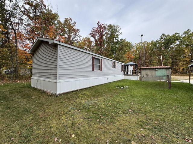 9609 N Irons Road, Irons, MI 49644