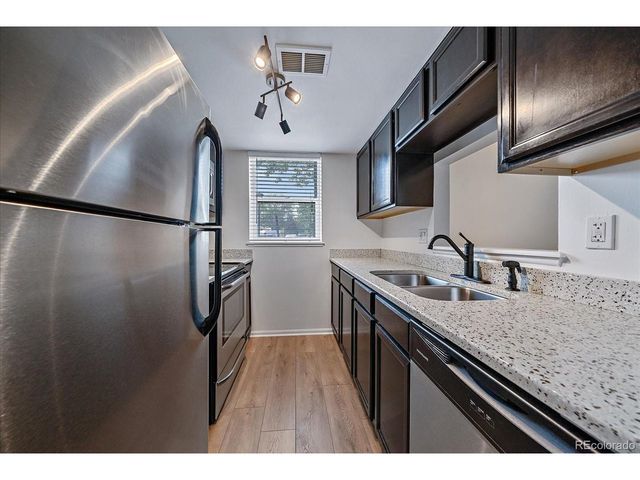 9727 E Peakview Ave A1, Englewood, CO 80111