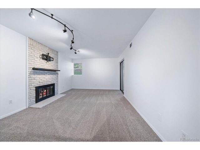 9727 E Peakview Ave A1, Englewood, CO 80111