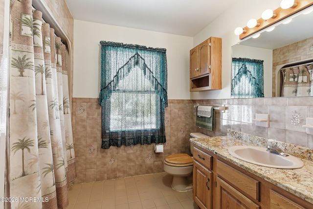 702 Radcliffe Road, Lanoka Harbor, NJ 08734