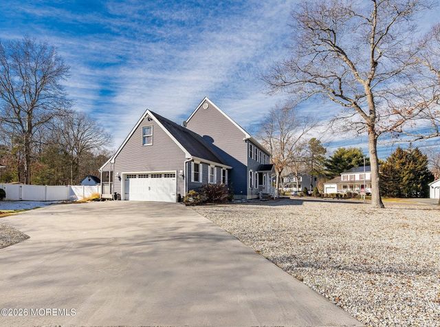 702 Radcliffe Road, Lanoka Harbor, NJ 08734