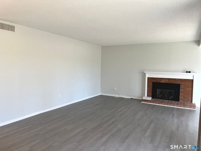 289 Heritage Village A, Southbury, CT 06488