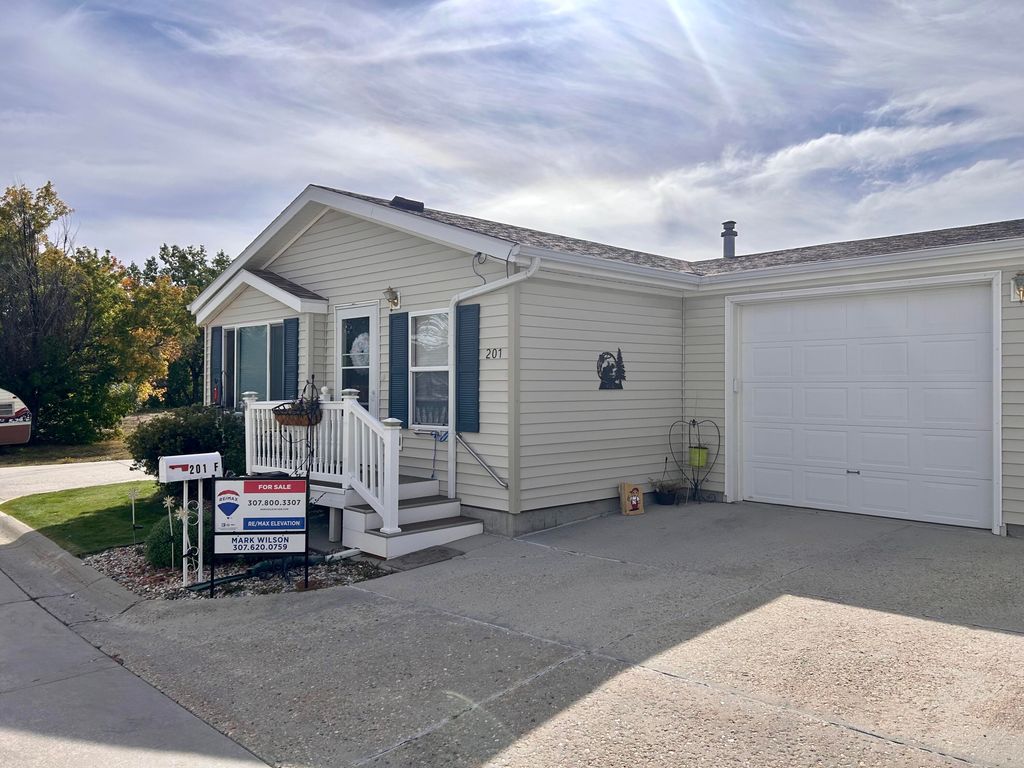 201 F Street Street 2-I, Buffalo, WY 82834 photo 3