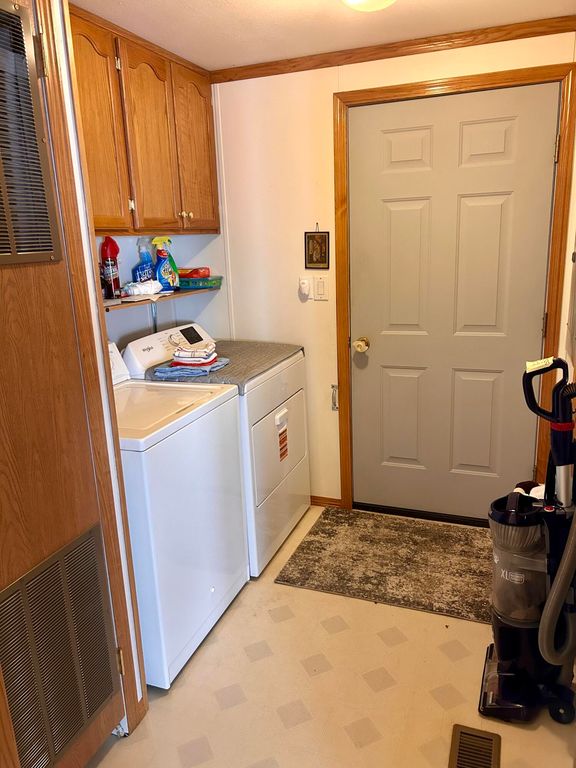 201 F Street Street 2-I, Buffalo, WY 82834 photo 4