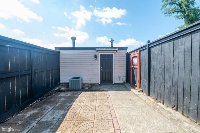 3301 PIEDMONT, Baltimore, MD 21216