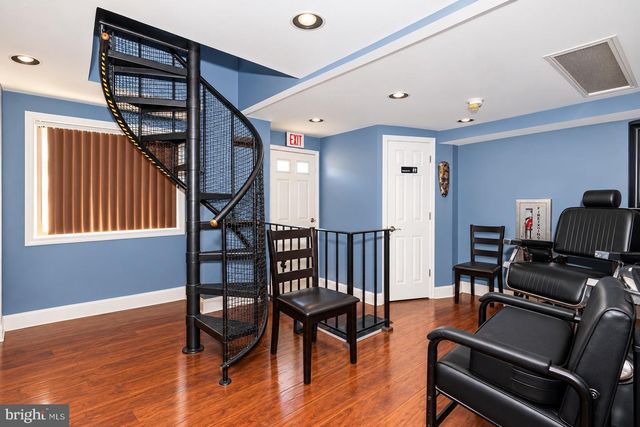 3301 PIEDMONT, Baltimore, MD 21216