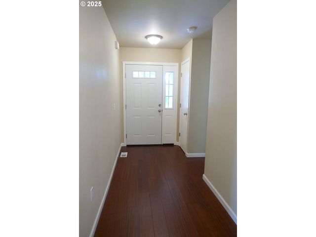 90 Nw BIRCH Ave, Warrenton, OR 97146