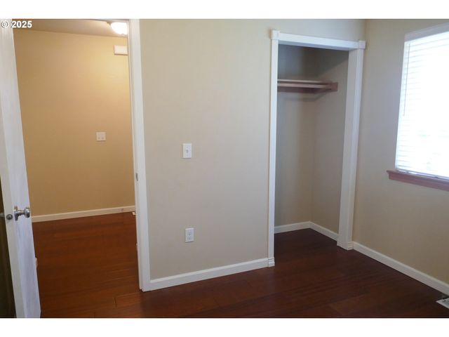 90 Nw BIRCH Ave, Warrenton, OR 97146