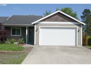 90 Nw BIRCH Ave, Warrenton, OR 97146