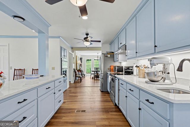 1067 O V Justus Road, Rabun Gap, GA 30568