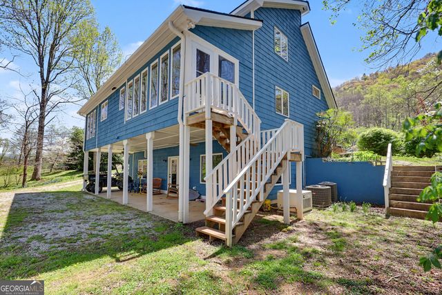 1067 O V Justus Road, Rabun Gap, GA 30568