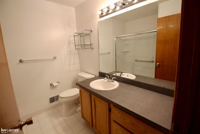 68116 Rosewood Lane, Richmond, MI 48062