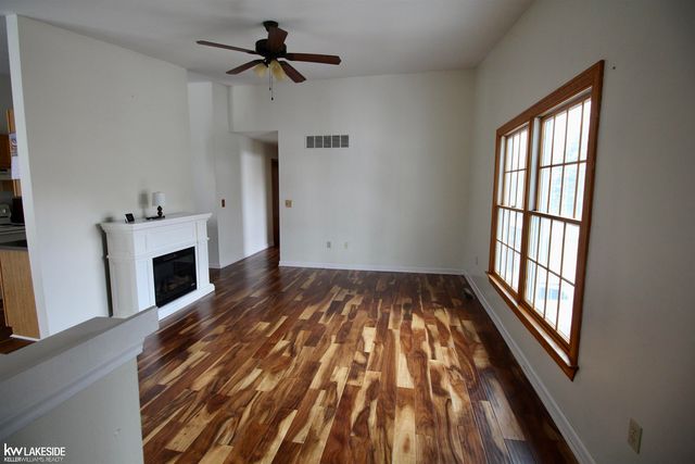 68116 Rosewood Lane, Richmond, MI 48062