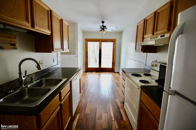 68116 Rosewood Lane, Richmond, MI 48062