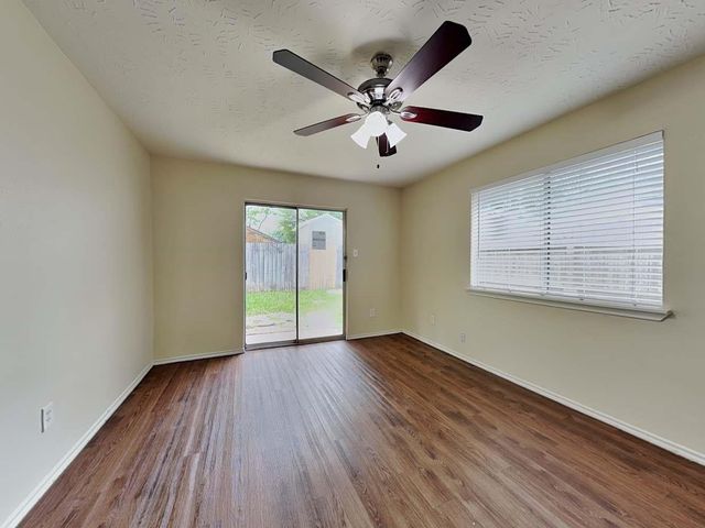 3902 Mattingham Drive, Houston, TX 77066