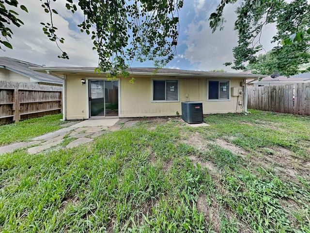 3902 Mattingham Drive, Houston, TX 77066