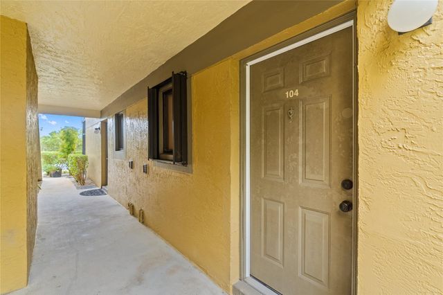 567 Trace Circle 104, Deerfield Beach, FL 33441