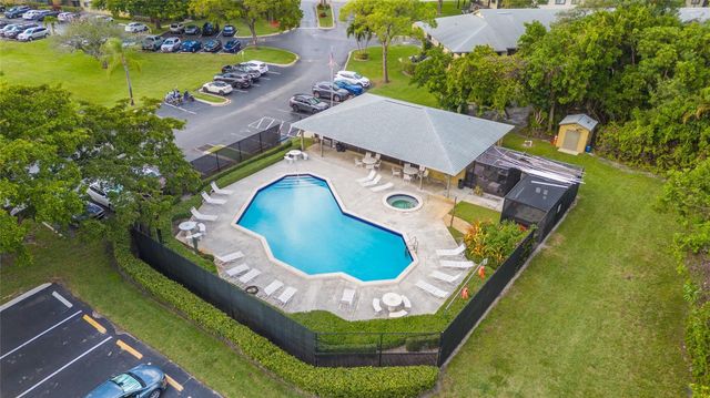 567 Trace Circle 104, Deerfield Beach, FL 33441