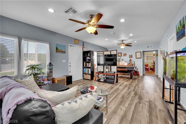 18 New Mexico Way, Henderson, NV 89015