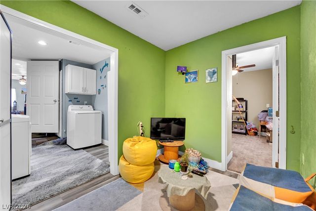 18 New Mexico Way, Henderson, NV 89015