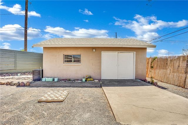 18 New Mexico Way, Henderson, NV 89015