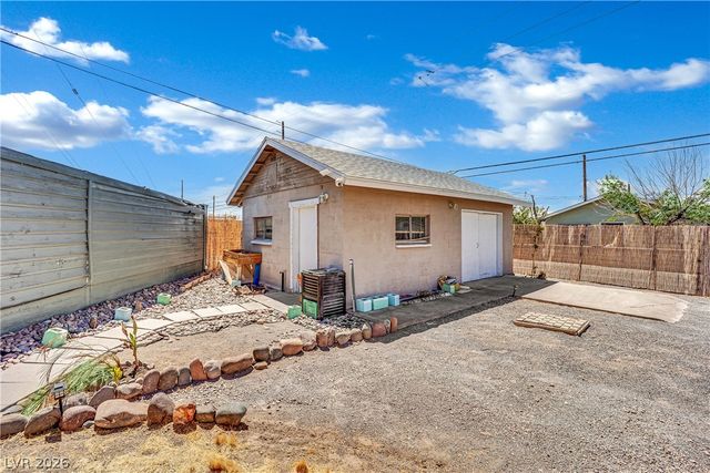 18 New Mexico Way, Henderson, NV 89015